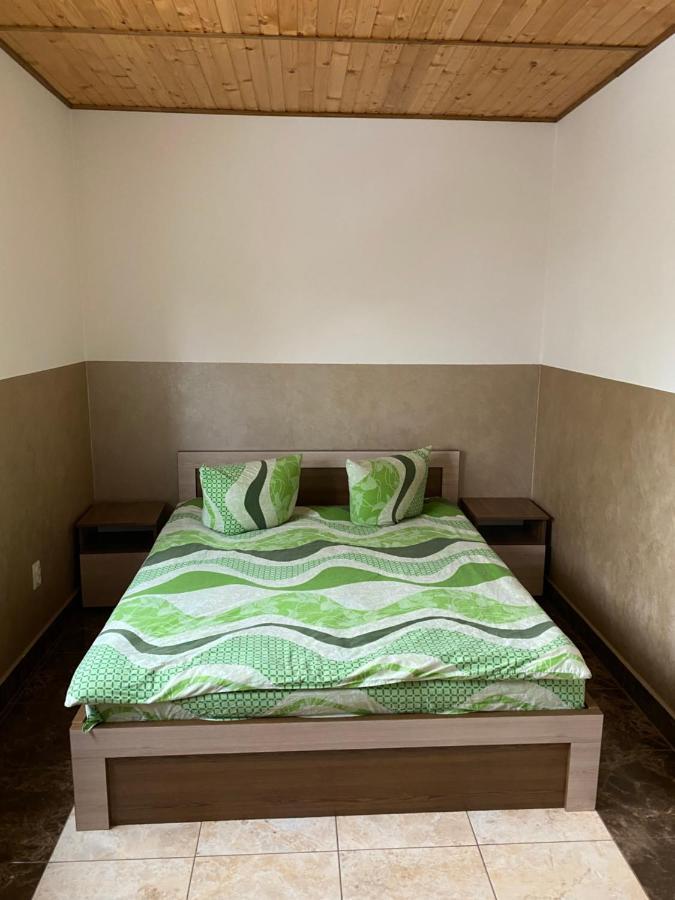 Домашній Затишок Hostel Stryi Bagian luar foto